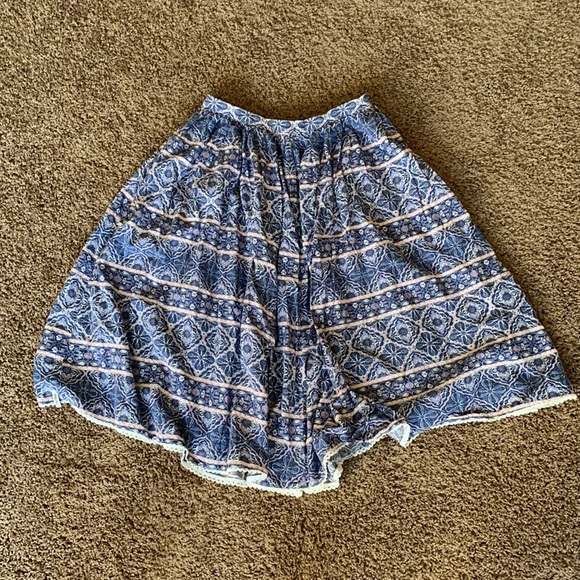 High waist rhythm skirt. - Picture 2 of 6